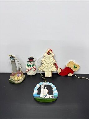 Holiday Ornament Set - Mixed Red, White, Cream, Blue, Green